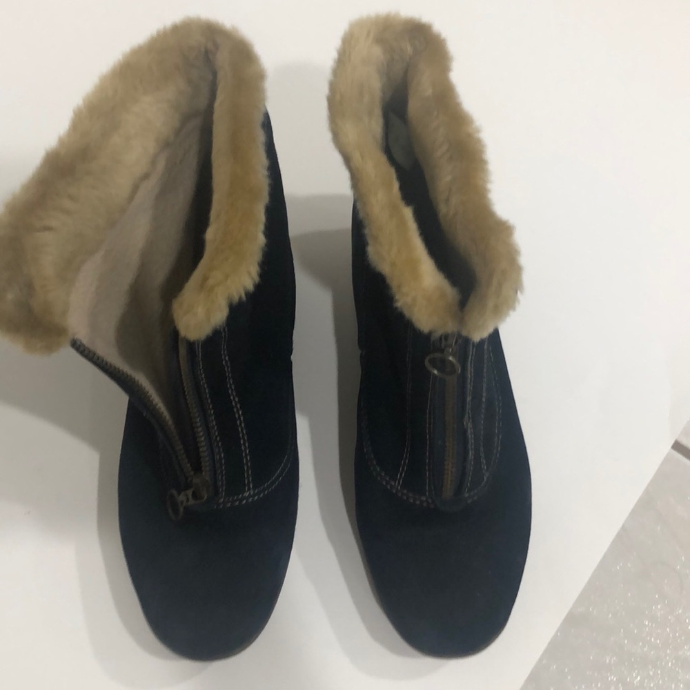 Women shoes size 8